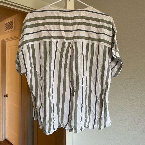 Time and Tru top - Picture 3 of 3